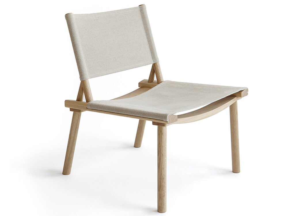 NIKARI DECEMBER CHAIR – ジャスパー・モリソン & 熊野亘による NIKARI DECEMBER CHAIR – ジャスパー・モリソン & 熊野亘による