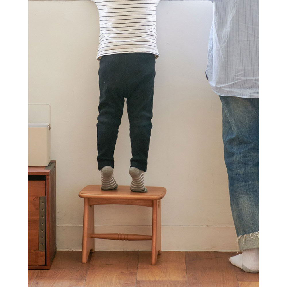 ADEL Tiny Step Stool / ACME Furniture（アクメファニチャー） / その他キッズ家具 / ACM10191_dt_17.jpg