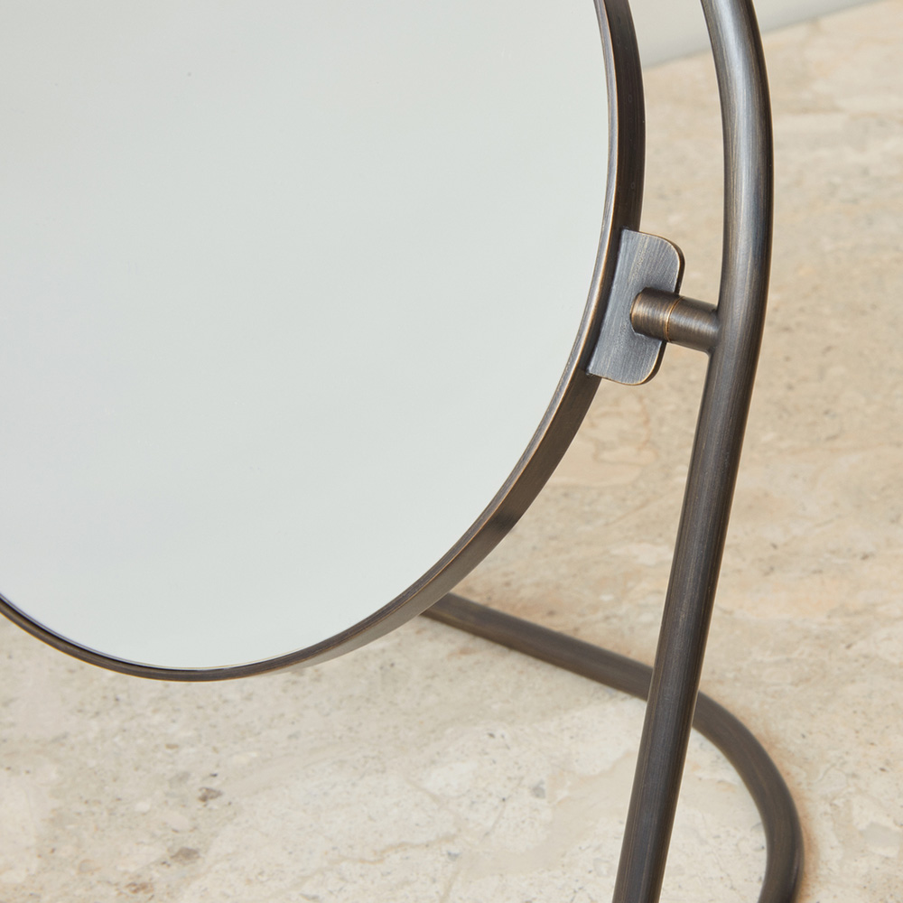 Audo Copenhagen Nimbus Table Mirror / Audo Copenhagen（オドー コペンハーゲン） / 卓上ミラー / ADO10012_dt_02.jpg