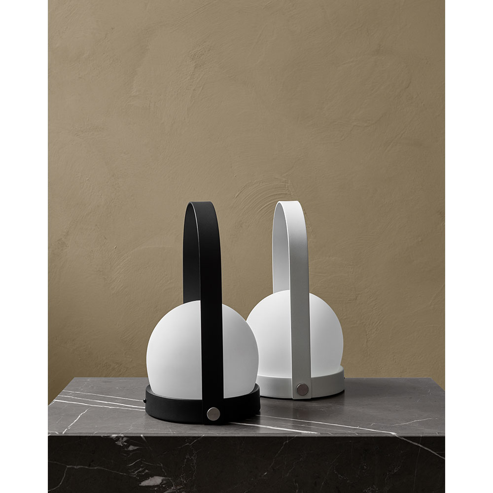 Audo Copenhagen CARRIE PORTABLE LAMP Brushed Brass / Audo Copenhagen（オドー コペンハーゲン） / テーブルランプ・テーブルライト / ADO10025_dt_03.jpg