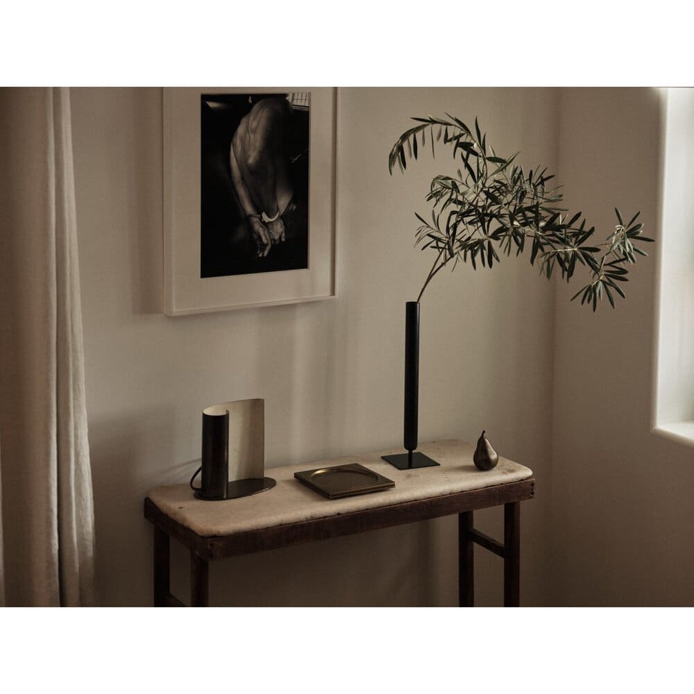 Audo Copenhagen Stance Vase H50 / Audo Copenhagen（オドー コペンハーゲン） / 花器・フラワーベース・花瓶 / ADO10045_dt_11.jpg