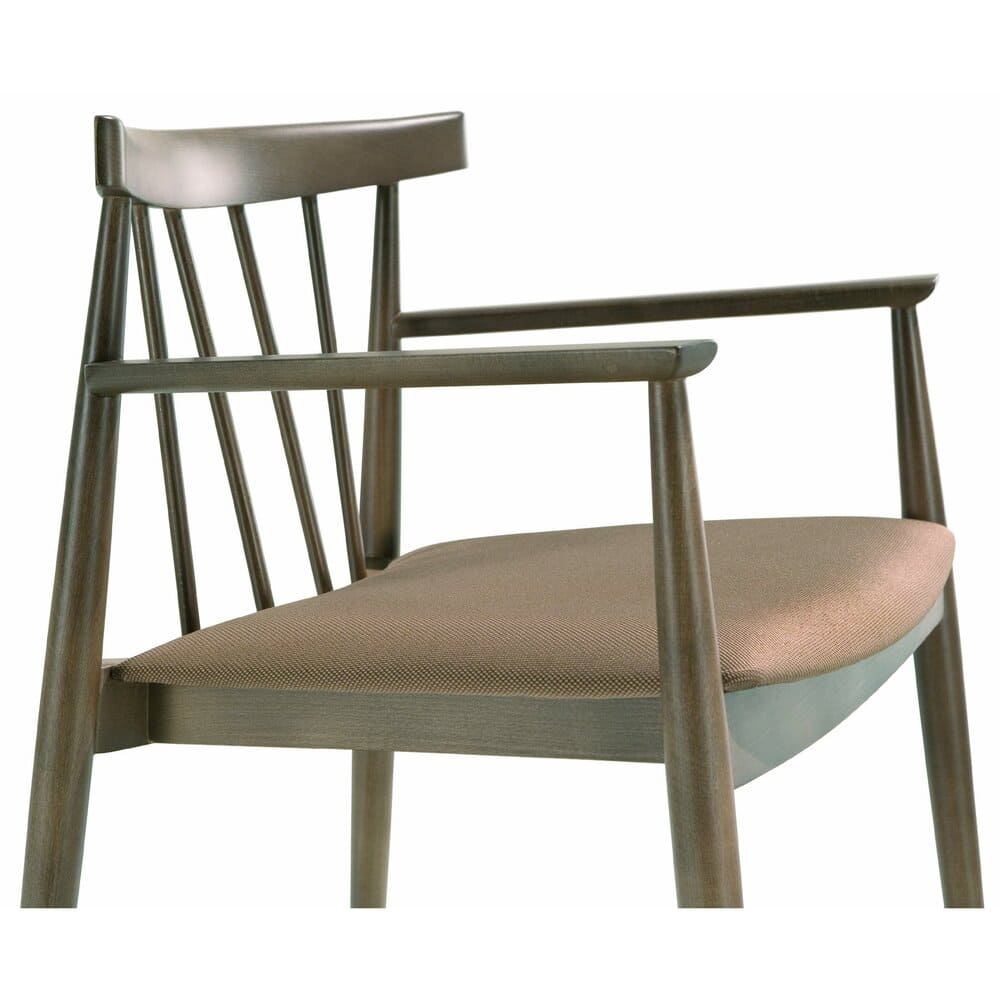 Smile Armchair SO0334 377 Kvadrat Canvas 2 / Andreu World（アンドリューワールド） / ダイニングチェア / AND10007_dt_06.jpg