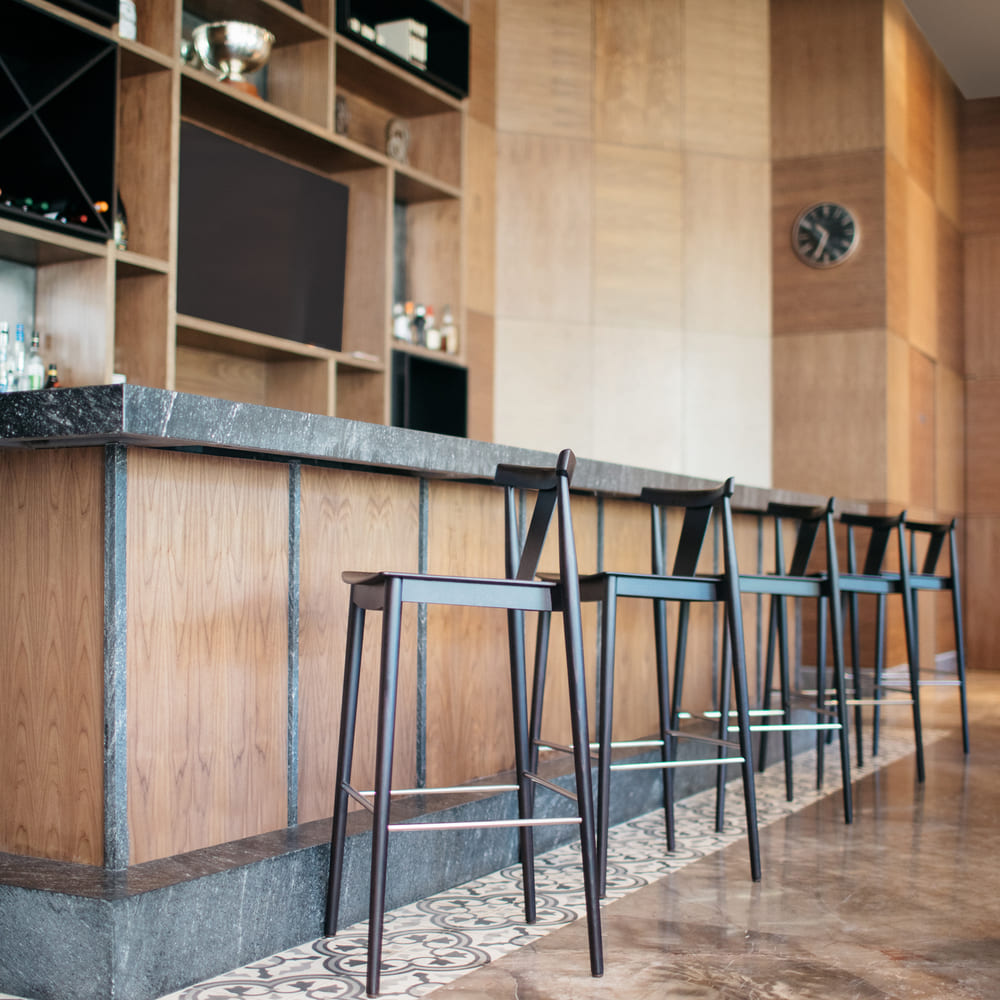 Smile Counter stool BQ0348 / Andreu World（アンドリューワールド） / カウンターチェア・バーチェア / AND10010_dt_02.jpg
