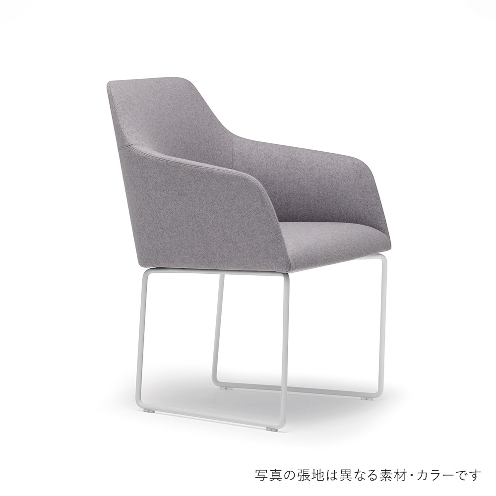 Alya Armchair SO1535 White Gabriel Capture / Andreu World（アンドリューワールド） / ダイニングチェア / AND10020BLU_ma.jpg