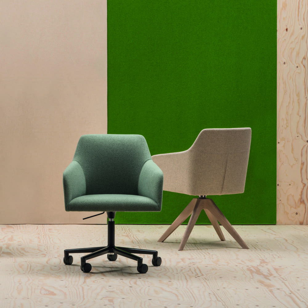 Alya Armchair SO1537 aluminum 5casters Black Gabriel Capture / Andreu World（アンドリューワールド） / デスクチェア / AND10028_dt_04.jpg