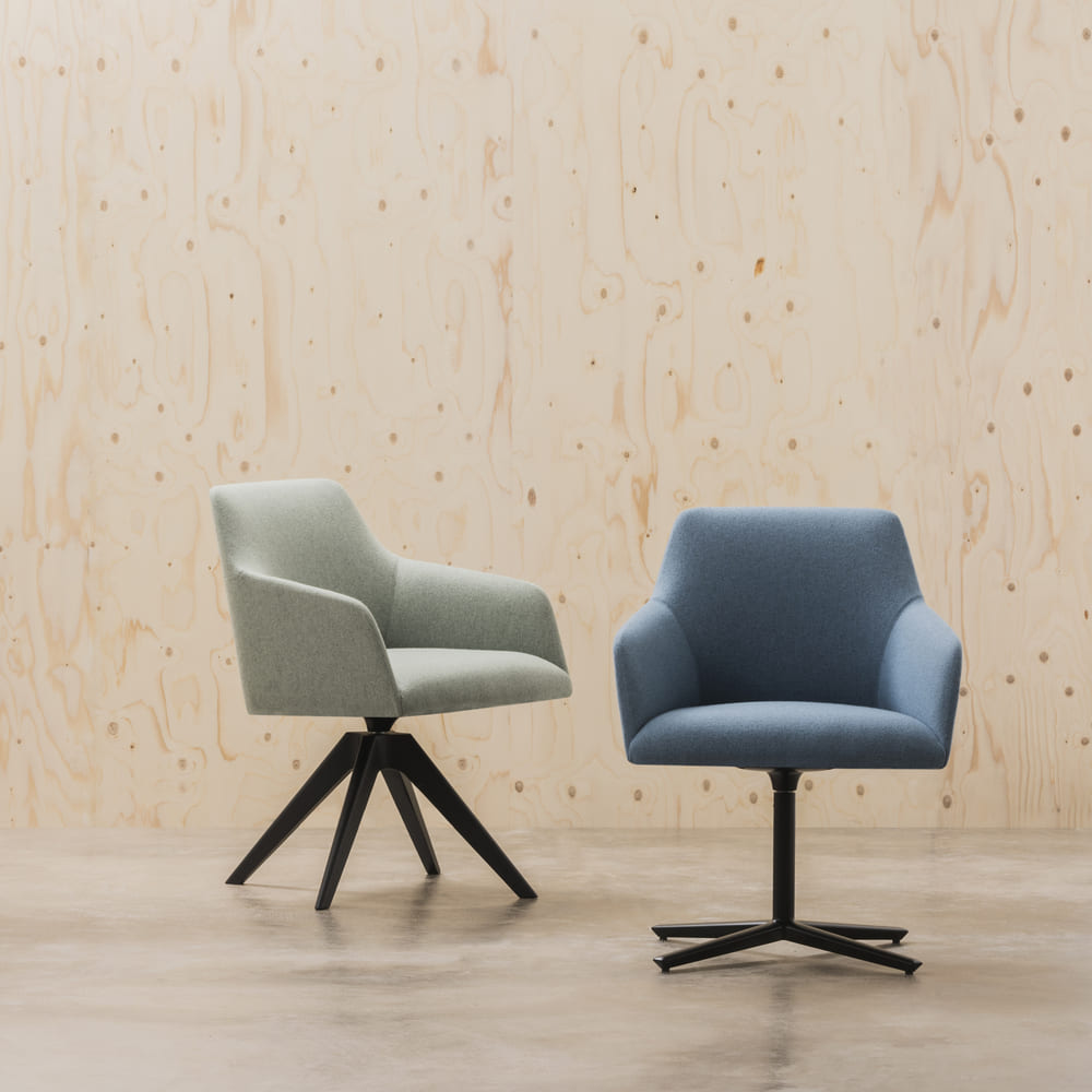Alya Armchair SO1532 aluminum 4star Black Gabriel Capture / Andreu World（アンドリューワールド） / デスクチェア / AND10030_dt_03.jpg