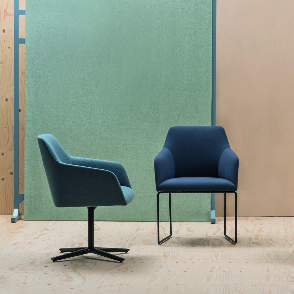 Alya Armchair SO1532 aluminum 4star Black Gabriel Capture / Andreu World（アンドリューワールド） / デスクチェア / AND10030_dt_04.jpg