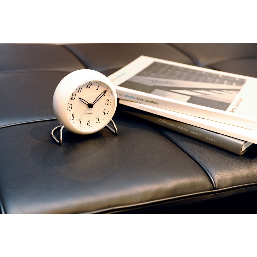 ARNE JACOBSEN Table Clock LK / ARNE JACOBSEN（アルネヤコブセン） / 時計・壁掛け時計・置時計 / ARE10018_dt_03.jpg