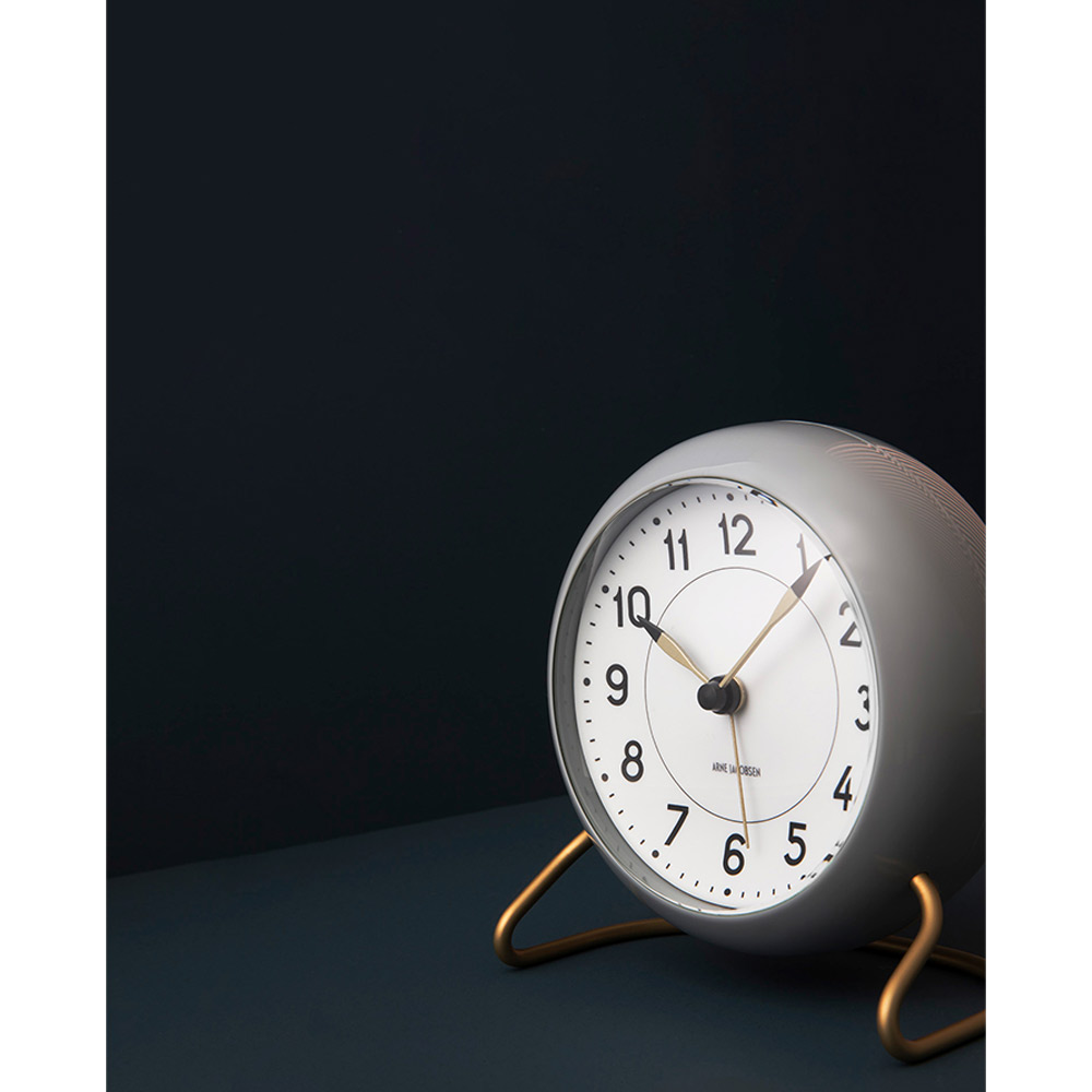 ARNE JACOBSEN Table Clock STATION / ARNE JACOBSEN（アルネヤコブセン） / 時計・壁掛け時計・置時計 / ARE10022_dt_09.jpg