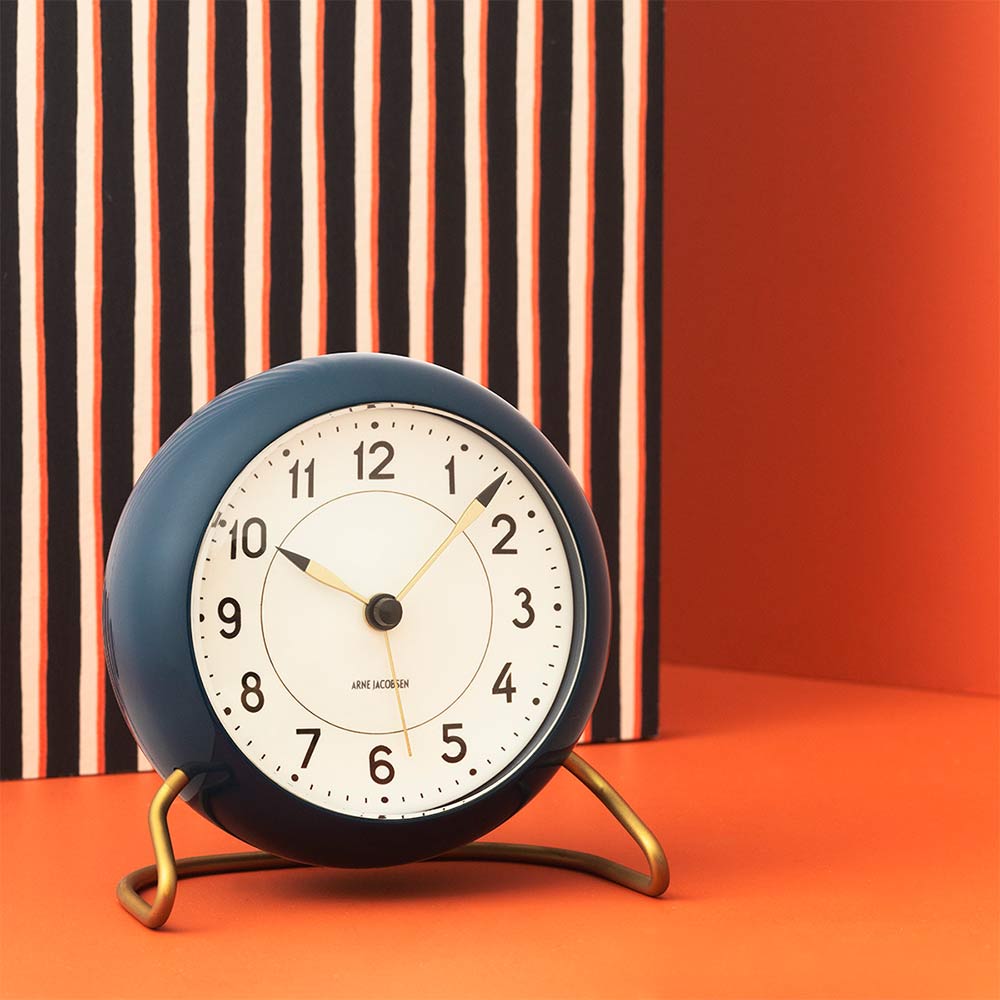 ARNE JACOBSEN Table Clock STATION / ARNE JACOBSEN（アルネヤコブセン） / 時計・壁掛け時計・置時計 / ARE10022_dt_14.jpg