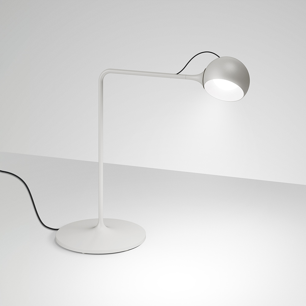 Artemide IXA TABLE / Artemide（アルテミデ） / デスクライト / ART10041_dt_07.jpg