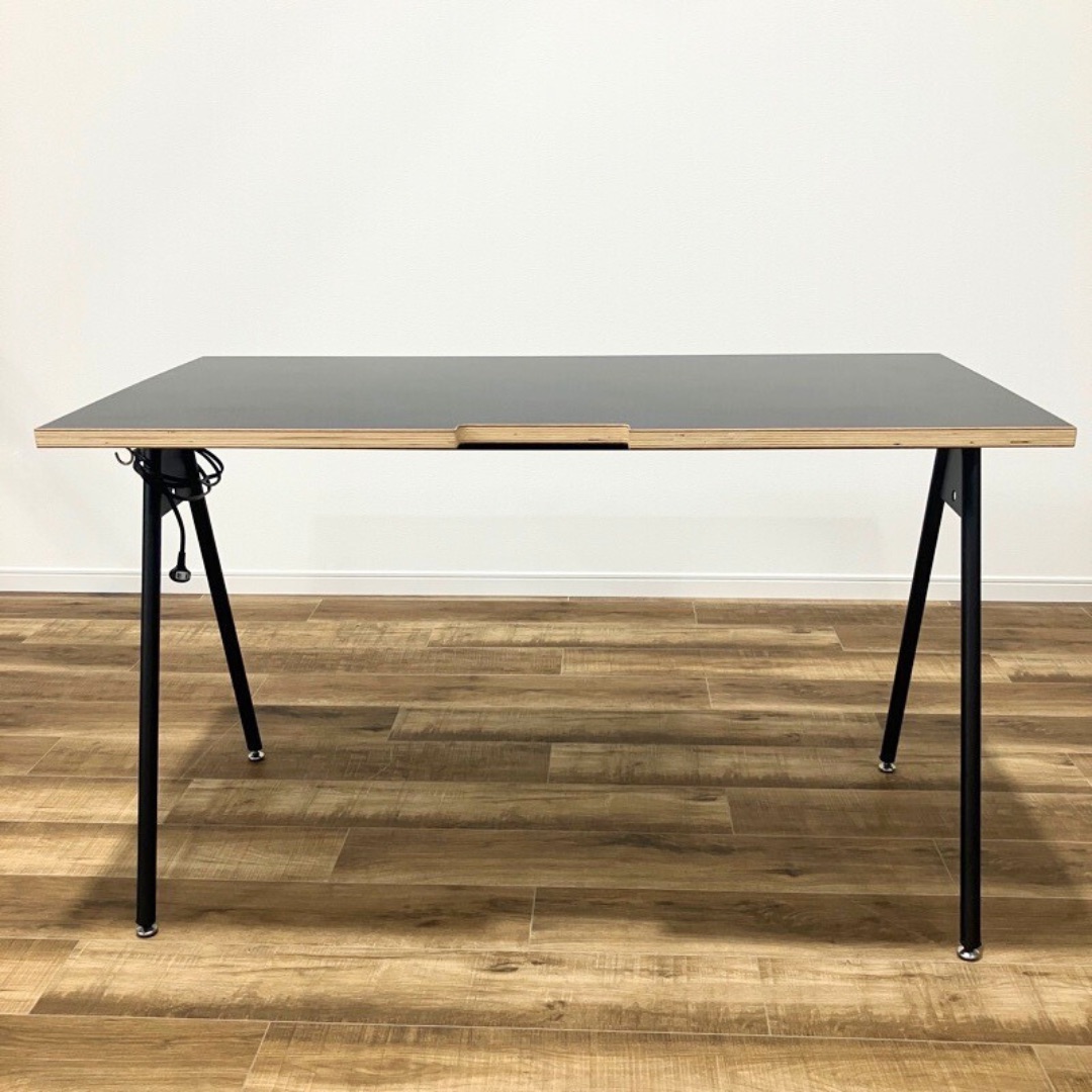 ASPLUND COMPASS LEG DESK ブラック コンセントあり OHW / ASPLUND（アスプルンド） / デスク・PCデスク / AWN30011_dt_02.jpg