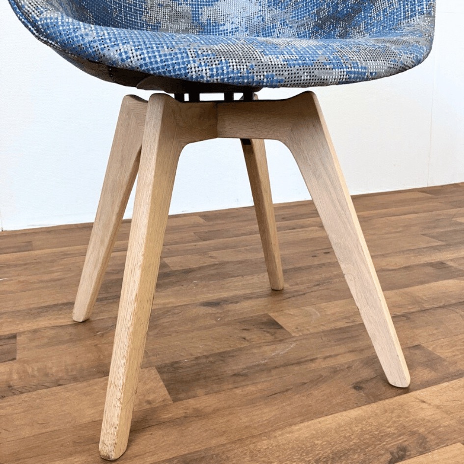 BoConcept ADELAIDE CHAIR 肘付 木脚 OHW / BoConcept（ボーコンセプト） / ダイニングチェア / AWN30051_dt_08.jpg
