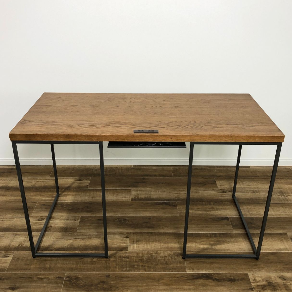 CRASH GATE DOCK DESK コンセント口有 オーク材/スチール OHW / CRASH GATE（クラッシュゲート） / デスク・PCデスク / AWN30058_dt_04.jpg