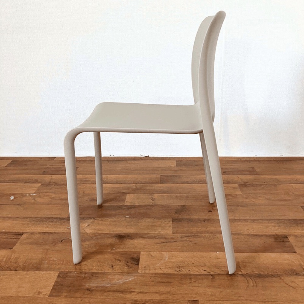 MAGIS Chair First OHW / MAGIS（マジス） / ダイニングチェア / AWN30105_dt_01.jpg