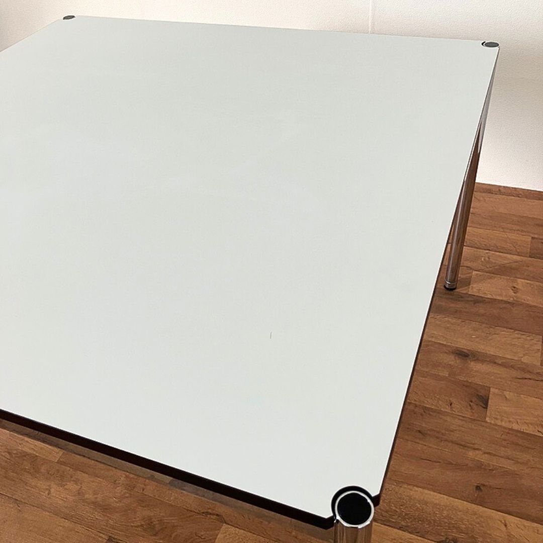 USM USM Haller Table ハラーテーブル 1200×1200mm ホワイト OHW USM USM Haller Table ハラーテーブル 1200×1200mm ホワイト OHW