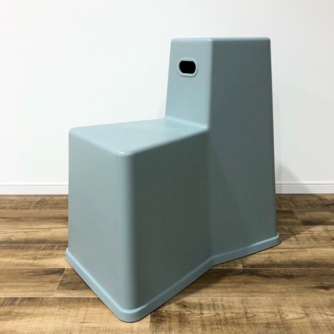 Vitra Stool-Tool light grey コンスタンチン・グルチッチ 2021年製 OHW / Vitra（ヴィトラ） / ダイニングチェア / AWN30160GRY_ma.jpg