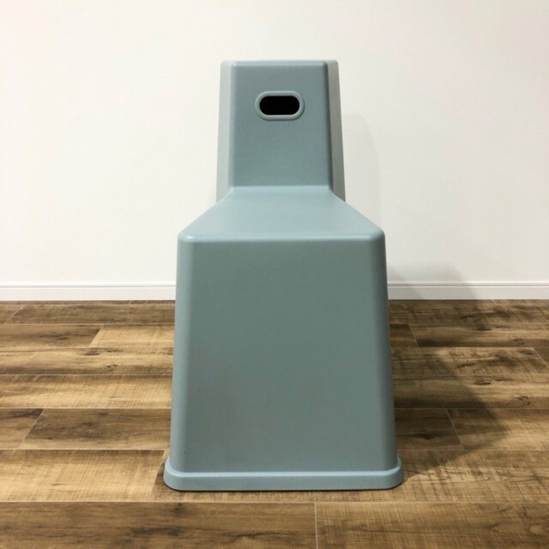 Vitra Stool-Tool light grey コンスタンチン・グルチッチ 2021年製 OHW / Vitra（ヴィトラ） / ダイニングチェア / AWN30160_dt_02.jpg