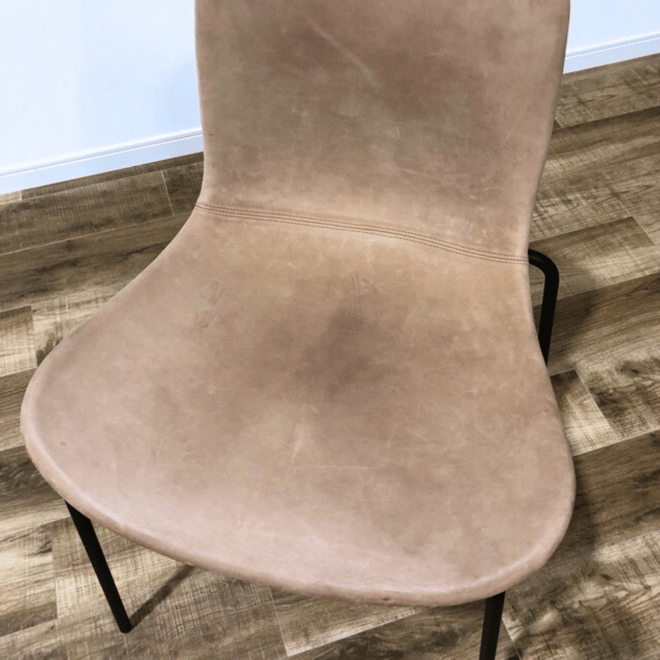 NORR11 Langue Chair Soft Steel  Black Frame Camel LEATHER OHW / NORR11（ノアイレブン） / ダイニングチェア / AWN30224_dt_02.jpg