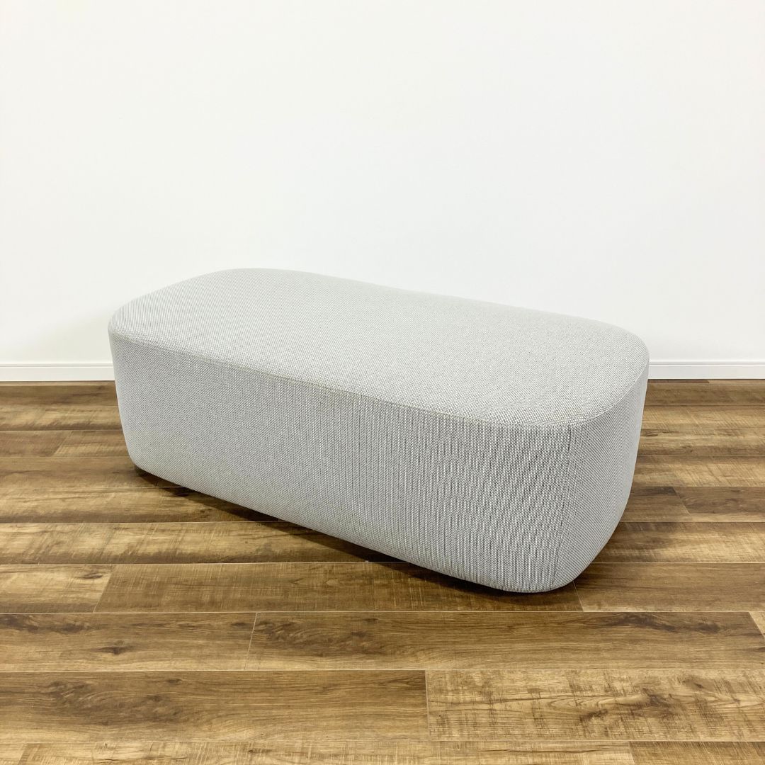 Karimoku New Standard Polar Lounge Bench MAHARAM MERIT B772 STAG / Karimoku New Standard（カリモクニュースタンダード） / ベンチ・ダイニングベンチ / AWN30295GRY_ma.jpg
