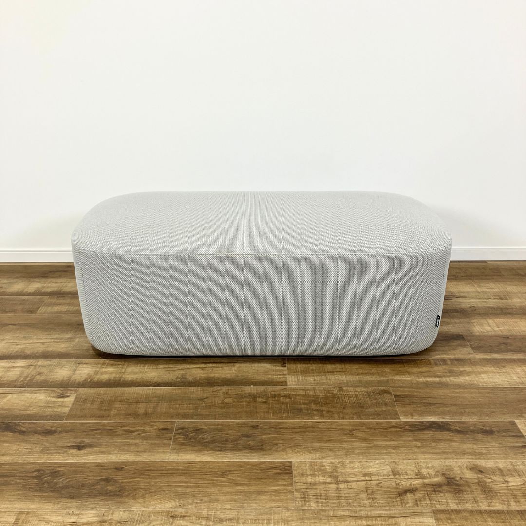 Karimoku New Standard Polar Lounge Bench MAHARAM MERIT B772 STAG / Karimoku New Standard（カリモクニュースタンダード） / ベンチ・ダイニングベンチ / AWN30295_dt_03.jpg