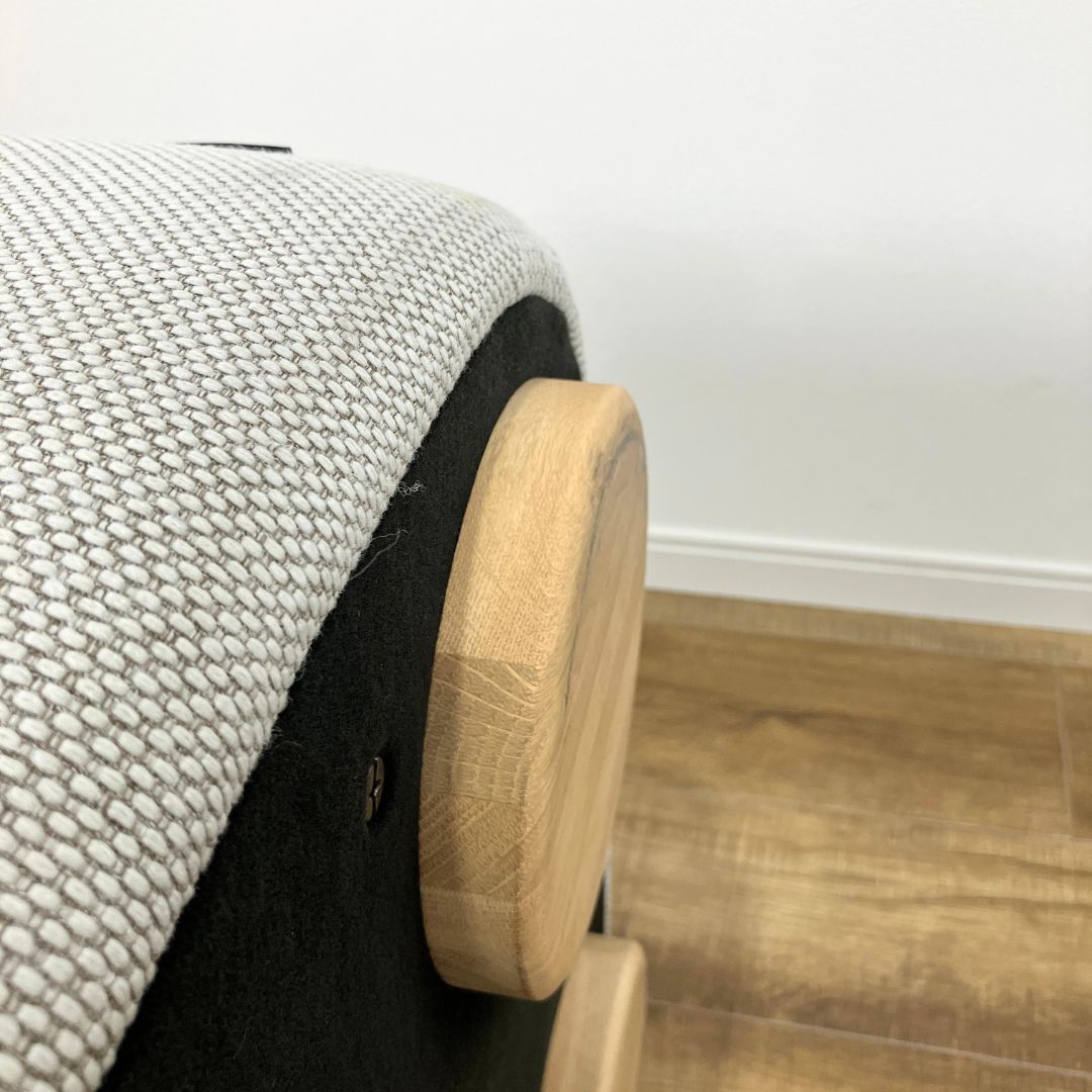 Karimoku New Standard Polar Lounge Bench MAHARAM MERIT B772 STAG / Karimoku New Standard（カリモクニュースタンダード） / ベンチ・ダイニングベンチ / AWN30295_dt_08.jpg