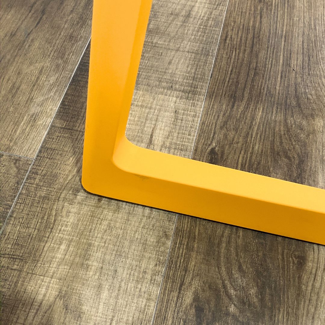 Vitra Tip Ton MANGO / Vitra（ヴィトラ） / ダイニングチェア / AWN30303_dt_08.jpg