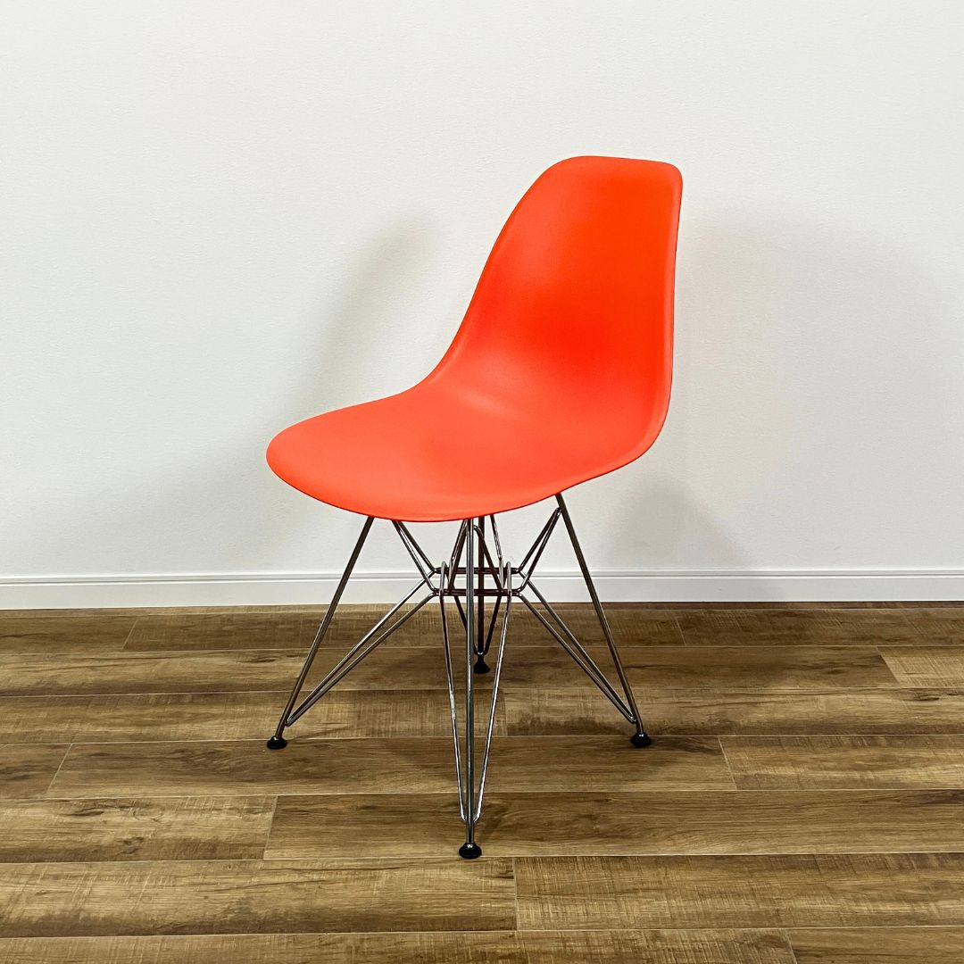 Herman Miller Eames Plastic Shell Side Chair red orange / Herman Miller（ハーマンミラー） / ダイニングチェア / AWN30314ORN_ma.jpg