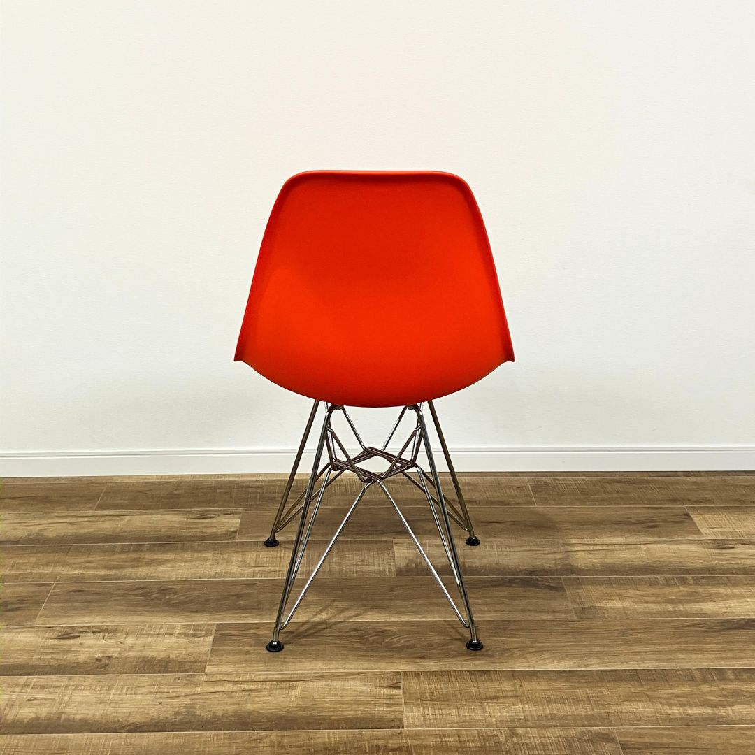 Herman Miller Eames Plastic Shell Side Chair red orange / Herman Miller（ハーマンミラー） / ダイニングチェア / AWN30314_dt_03.jpg