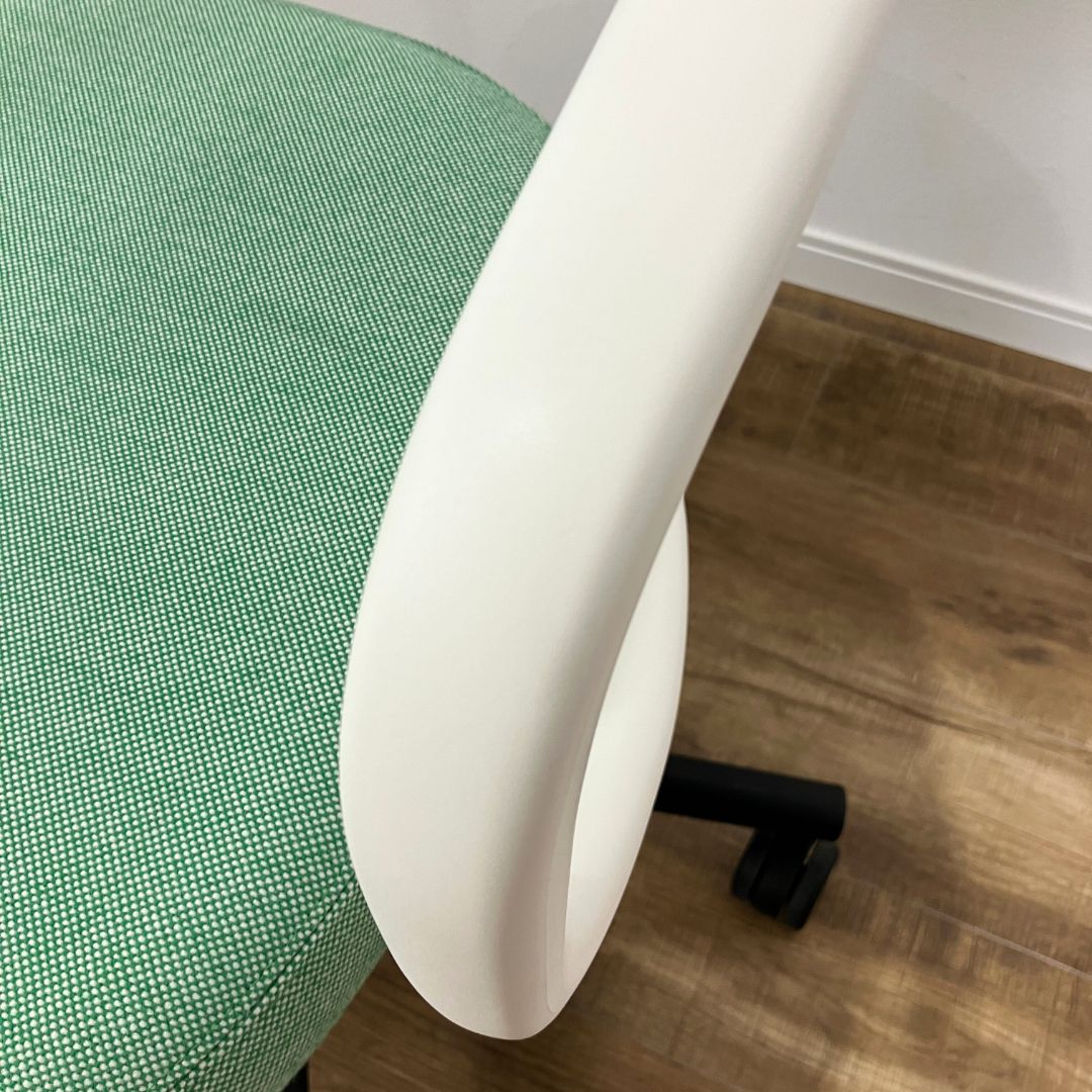 Vitra Allstar green/ivory/white / Vitra（ヴィトラ） / デスクチェア / AWN30316_dt_07.jpg