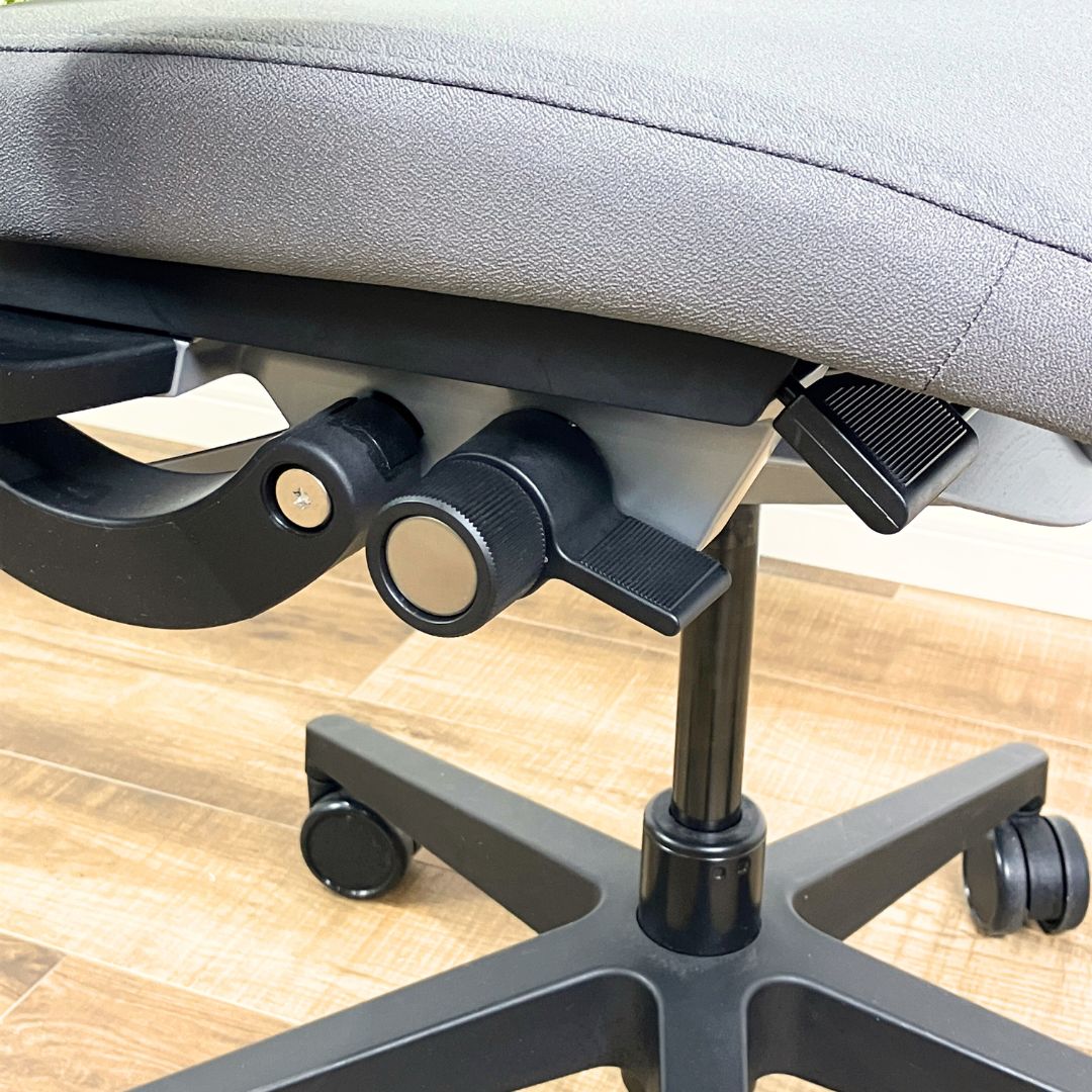 Steelcase Think GREEN/GRAY / steelcase（スチールケース） / オフィスチェア・ワークチェア / AWN30321_dt_09.jpg