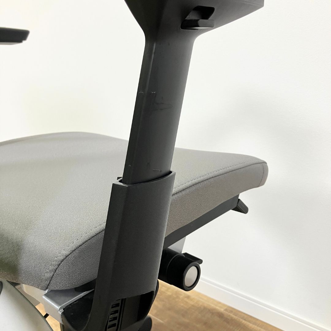 Steelcase Think GREEN/GRAY / steelcase（スチールケース） / オフィスチェア・ワークチェア / AWN30321_dt_17.jpg