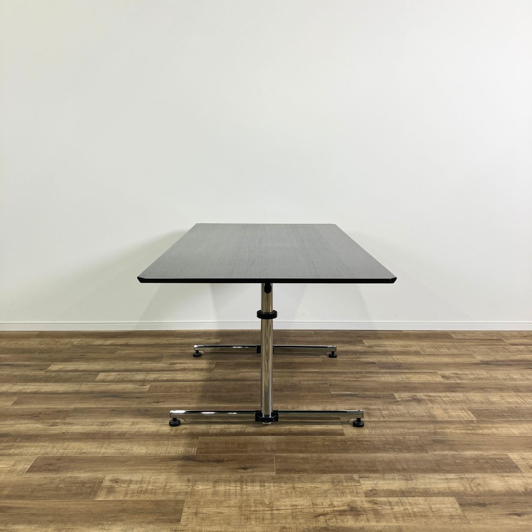 USM Kitos Table Black / USM（ユーエスエム） / オフィスデスク・ワークデスク・オフィステーブル / AWN30334_dt_02.jpg