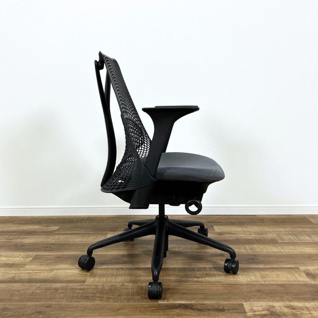 Herman Miller SAYL CHAIR  GRAY×BLACK / Herman Miller（ハーマンミラー） / オフィスチェア・ワークチェア / AWN30351_dt_02.jpg