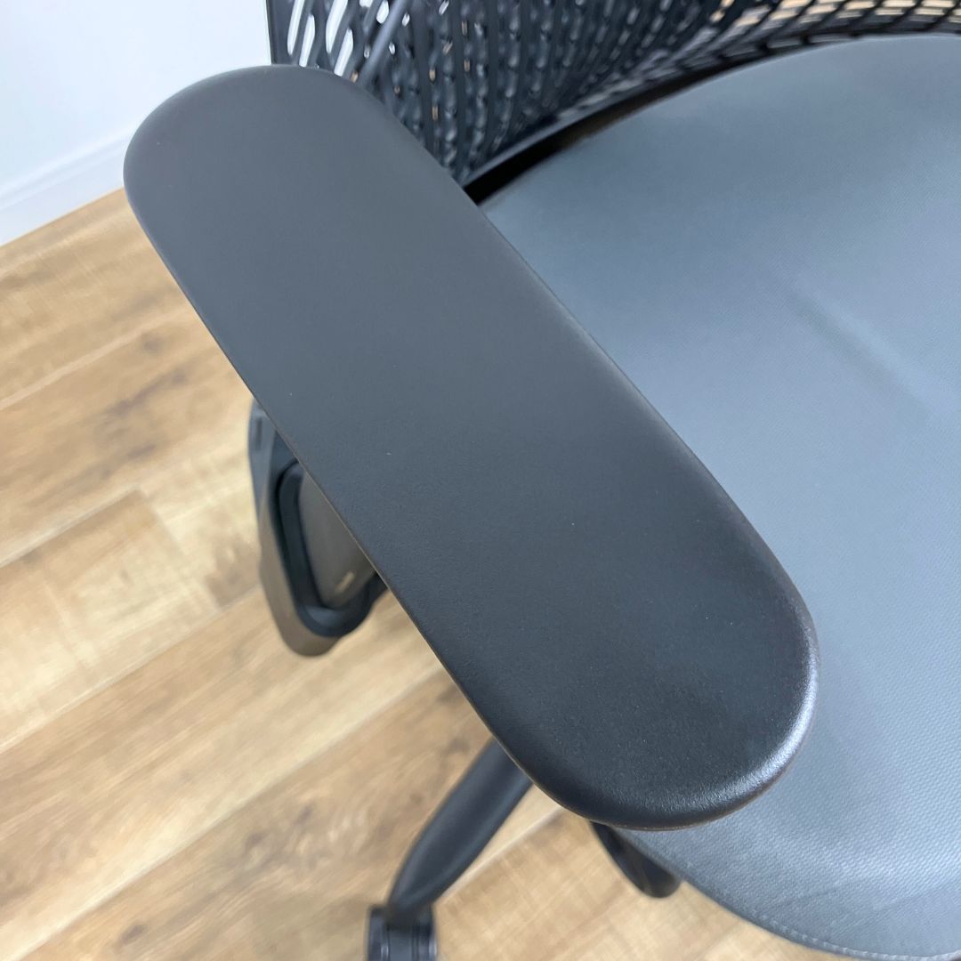 Herman Miller SAYL CHAIR  GRAY×BLACK / Herman Miller（ハーマンミラー） / オフィスチェア・ワークチェア / AWN30351_dt_09.jpg