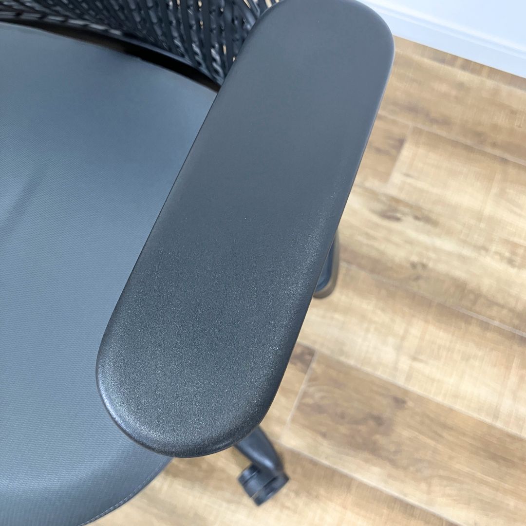 Herman Miller SAYL CHAIR  GRAY×BLACK / Herman Miller（ハーマンミラー） / オフィスチェア・ワークチェア / AWN30351_dt_10.jpg