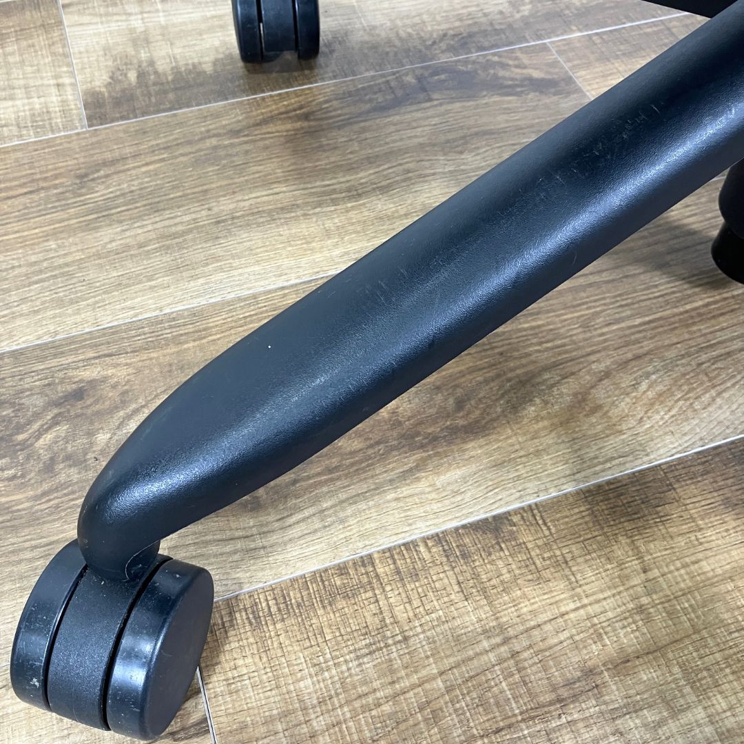 Herman Miller SAYL CHAIR  GRAY×BLACK / Herman Miller（ハーマンミラー） / オフィスチェア・ワークチェア / AWN30351_dt_15.jpg