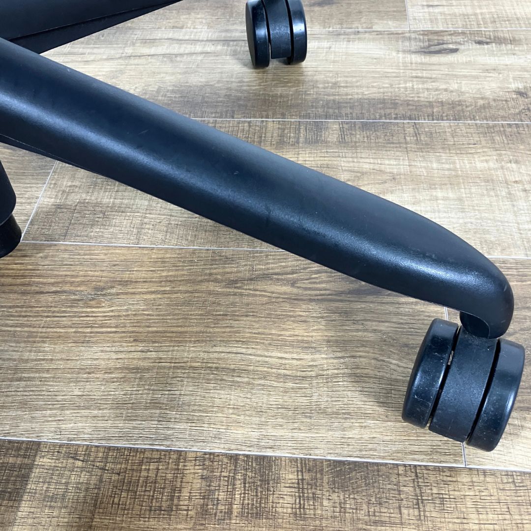 Herman Miller SAYL CHAIR  GRAY×BLACK / Herman Miller（ハーマンミラー） / オフィスチェア・ワークチェア / AWN30351_dt_16.jpg