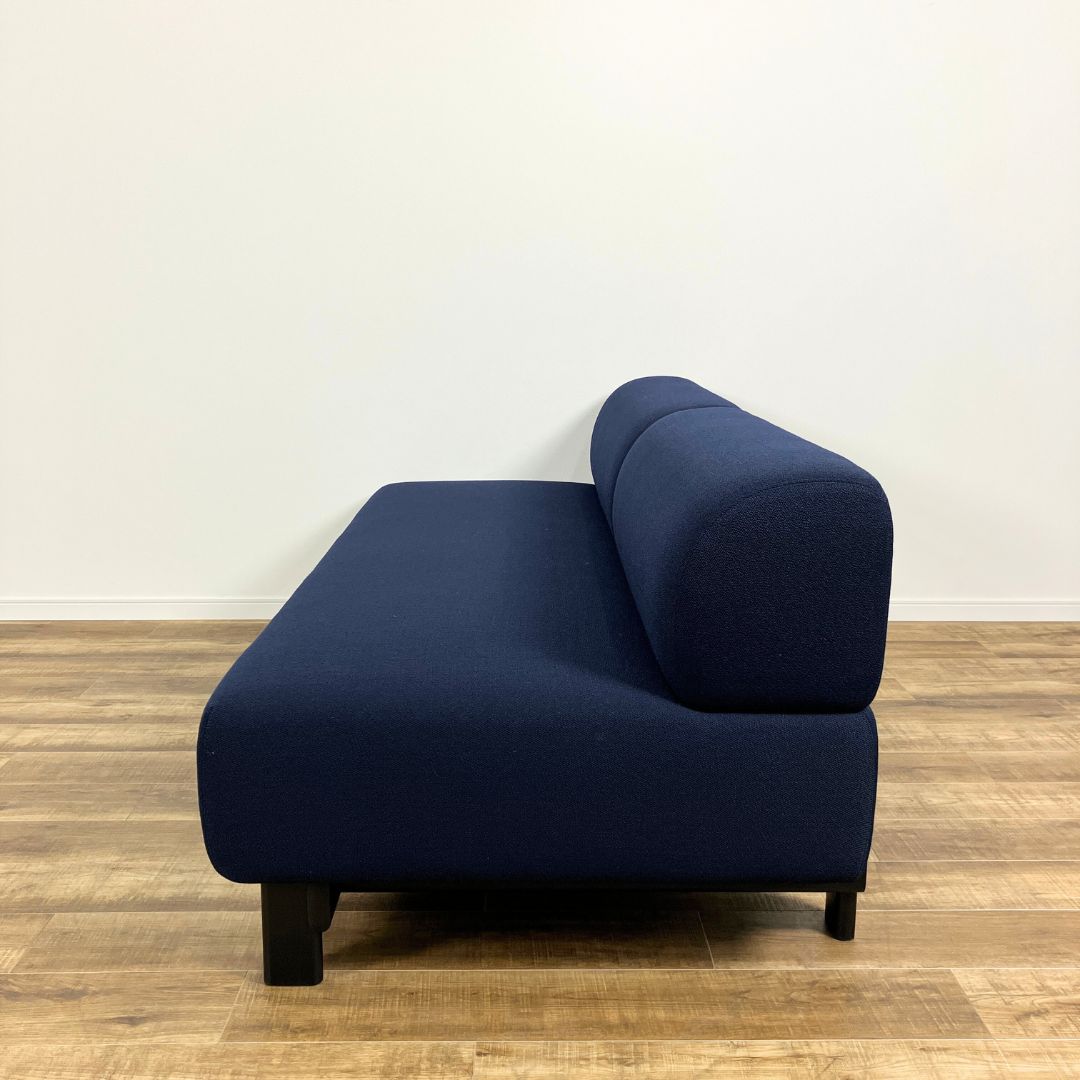 Karimoku New Standard Elephant Sofa 3-Seater Bench Navy / Karimoku New Standard（カリモクニュースタンダード） / 3人掛けソファ / AWN30364_dt_04.jpg