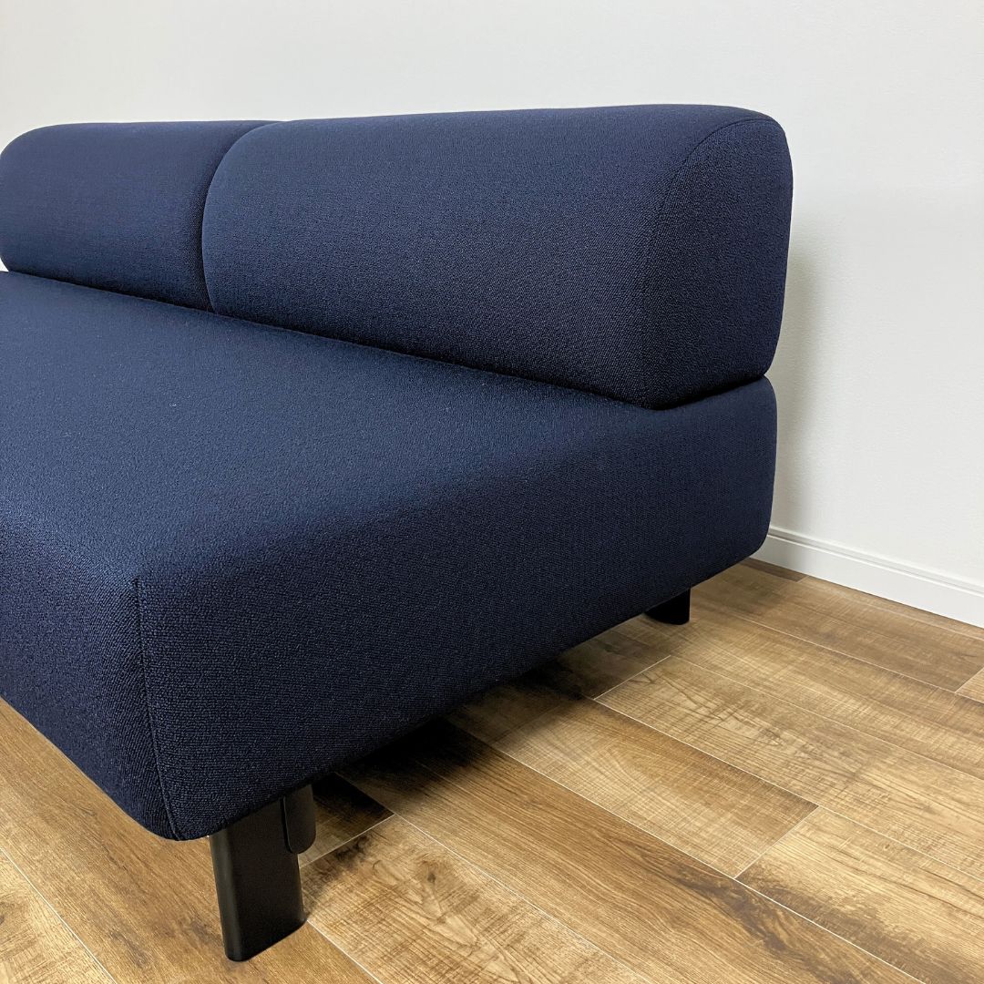Karimoku New Standard Elephant Sofa 3-Seater Bench Navy / Karimoku New Standard（カリモクニュースタンダード） / 3人掛けソファ / AWN30364_dt_05.jpg