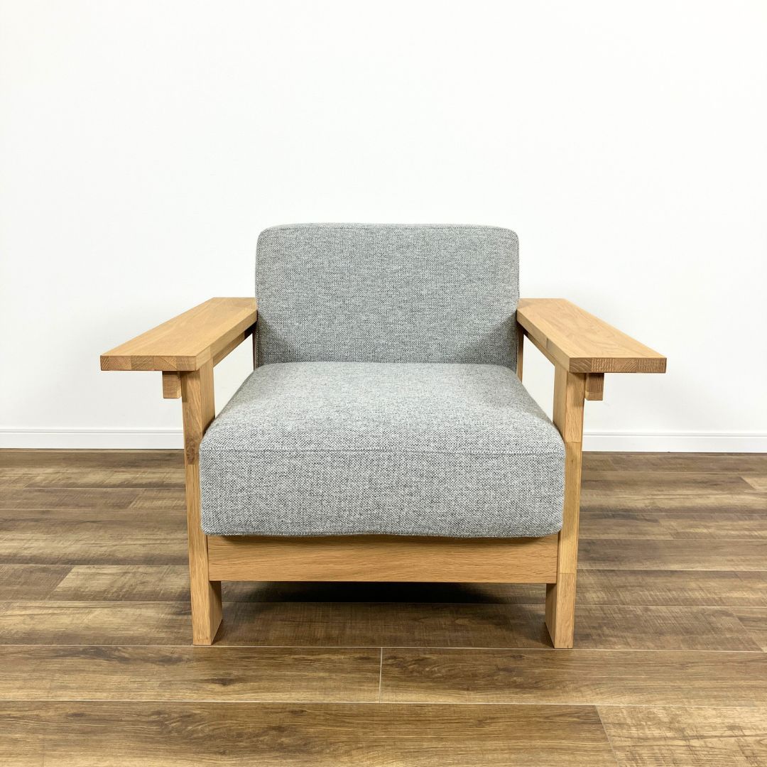 石巻工房 by Karimoku KOBO SOFA by Karimoku Beige / 石巻工房 by Karimoku（イシノマキコウボウバイカリモク） / 1人掛けソファ / AWN30377_dt_01.jpg