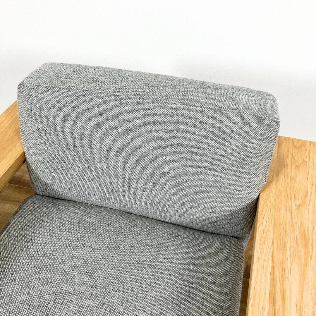 石巻工房 by Karimoku KOBO SOFA by Karimoku Beige / 石巻工房 by Karimoku（イシノマキコウボウバイカリモク） / 1人掛けソファ / AWN30377_dt_05.jpg