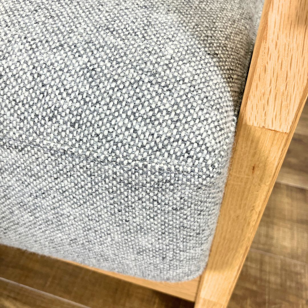 石巻工房 by Karimoku KOBO SOFA by Karimoku Beige / 石巻工房 by Karimoku（イシノマキコウボウバイカリモク） / 1人掛けソファ / AWN30377_dt_07.jpg