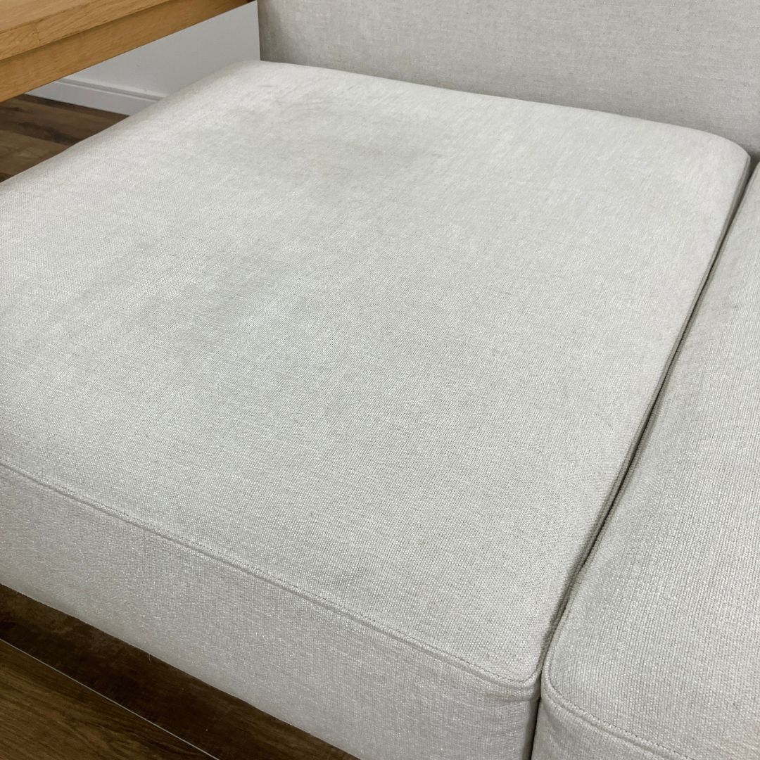 石巻工房 by Karimoku KOBO SOFA by Karimoku PURE OAK 2P / 石巻工房 by Karimoku（イシノマキコウボウバイカリモク） / 2人掛けソファ / AWN30380_dt_08.jpg