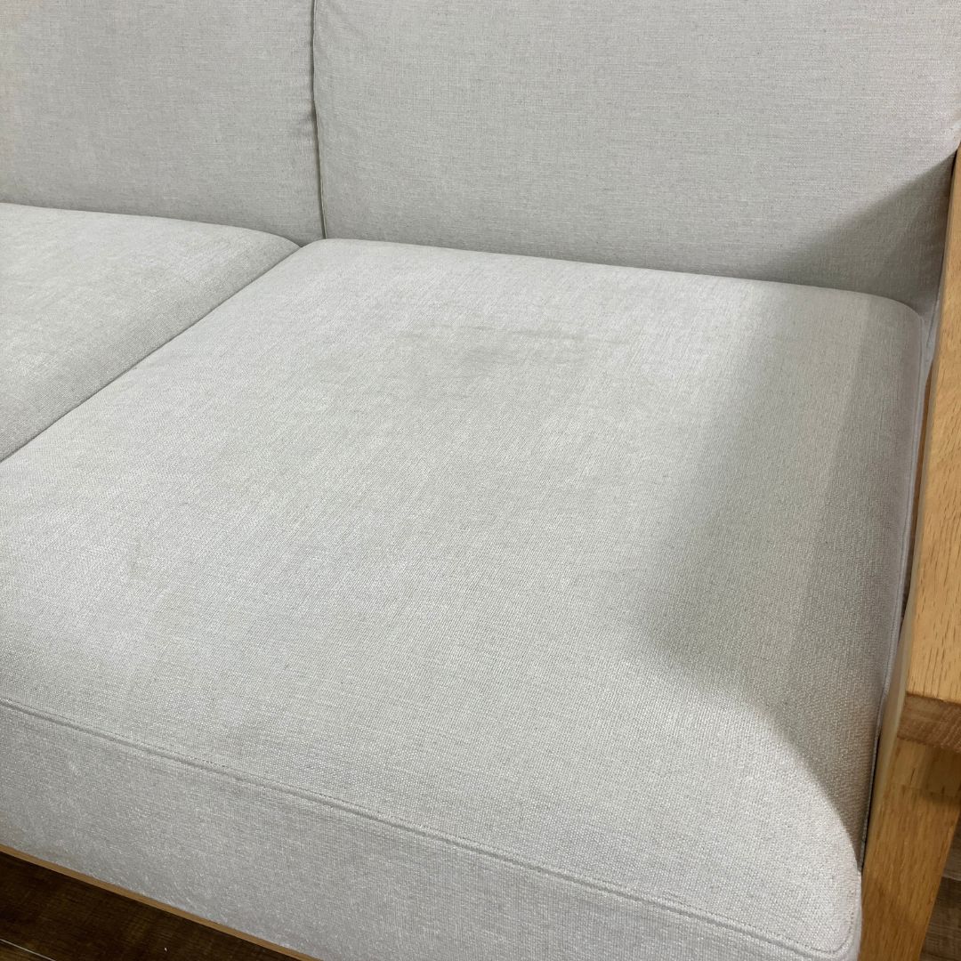 石巻工房 by Karimoku KOBO SOFA by Karimoku PURE OAK 2P / 石巻工房 by Karimoku（イシノマキコウボウバイカリモク） / 2人掛けソファ / AWN30380_dt_09.jpg