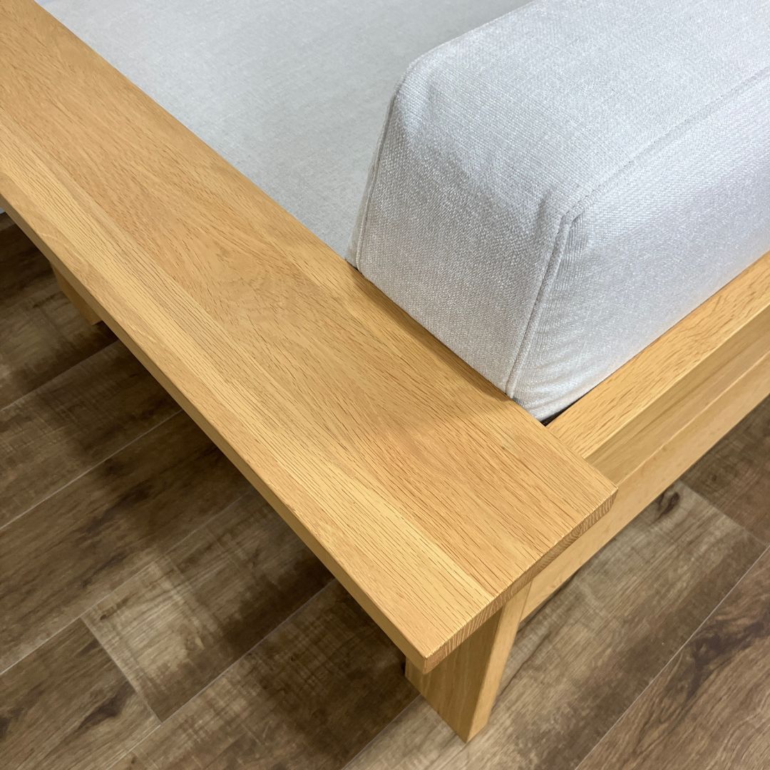 石巻工房 by Karimoku KOBO SOFA by Karimoku PURE OAK 2P / 石巻工房 by Karimoku（イシノマキコウボウバイカリモク） / 2人掛けソファ / AWN30380_dt_21.jpg