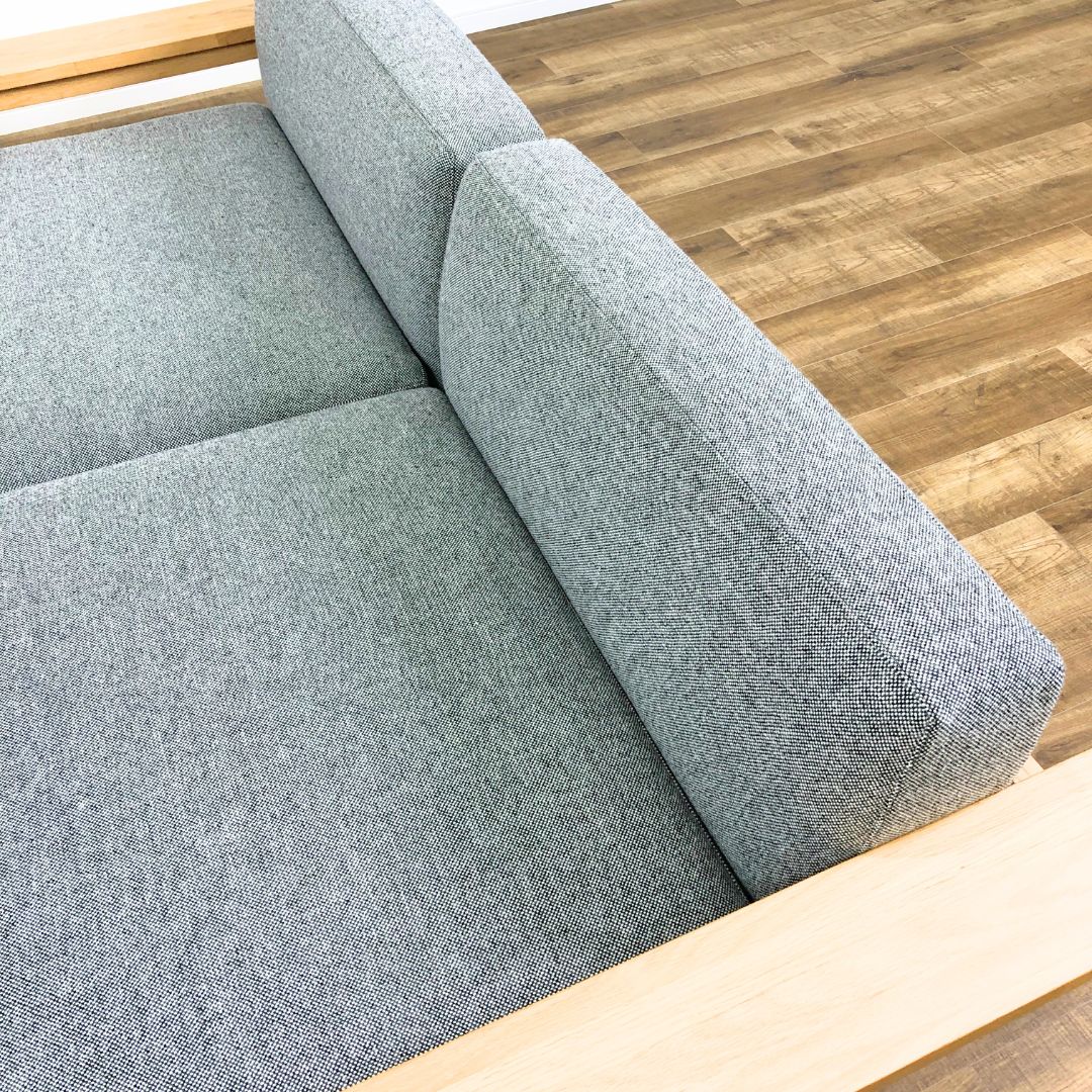 石巻工房 by Karimoku 石巻工房 by Karimoku KOBO SOFA by 石巻工房 by Karimoku 石巻工房 by Karimoku KOBO SOFA by