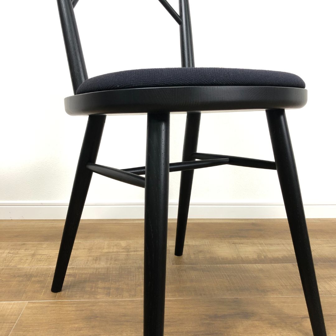 カリモク家具 omi Armless Chair Grain matte black / カリモク家具（カリモクカグ） / ダイニングチェア / AWN30383_dt_12.jpg