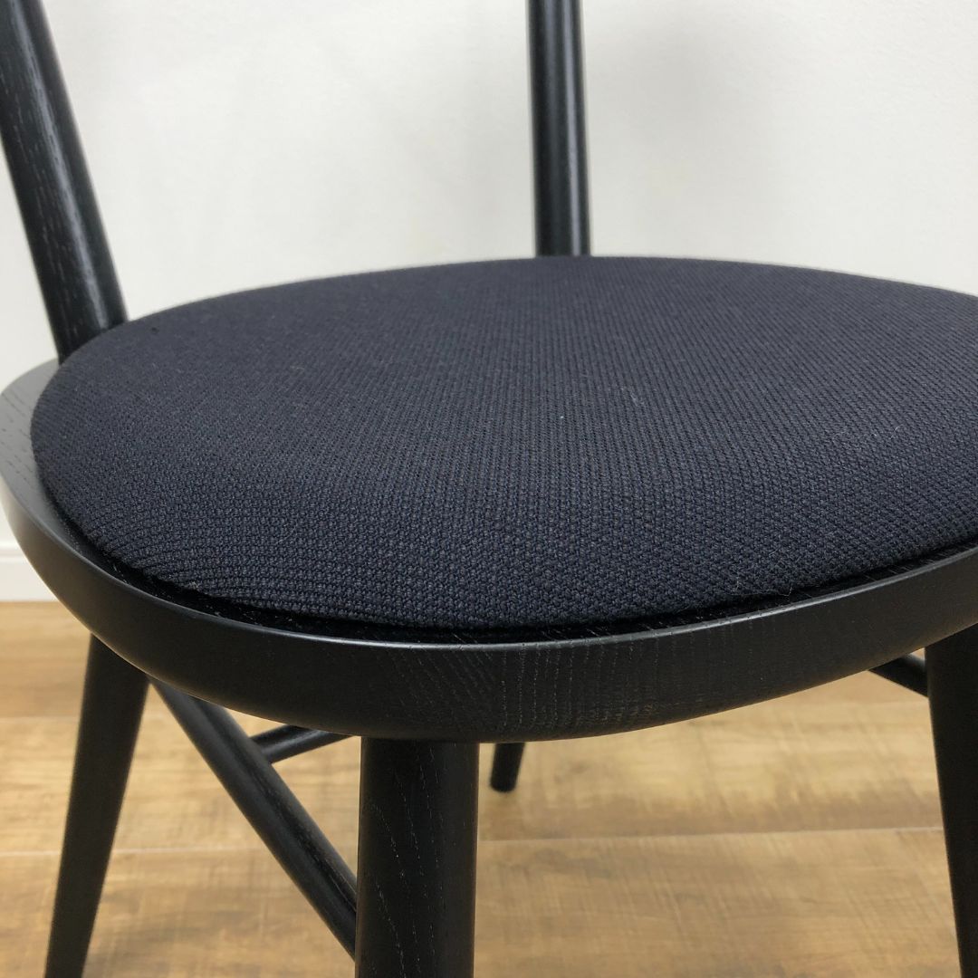 カリモク家具 omi Armless Chair Grain matte black / カリモク家具（カリモクカグ） / ダイニングチェア / AWN30383_dt_14.jpg
