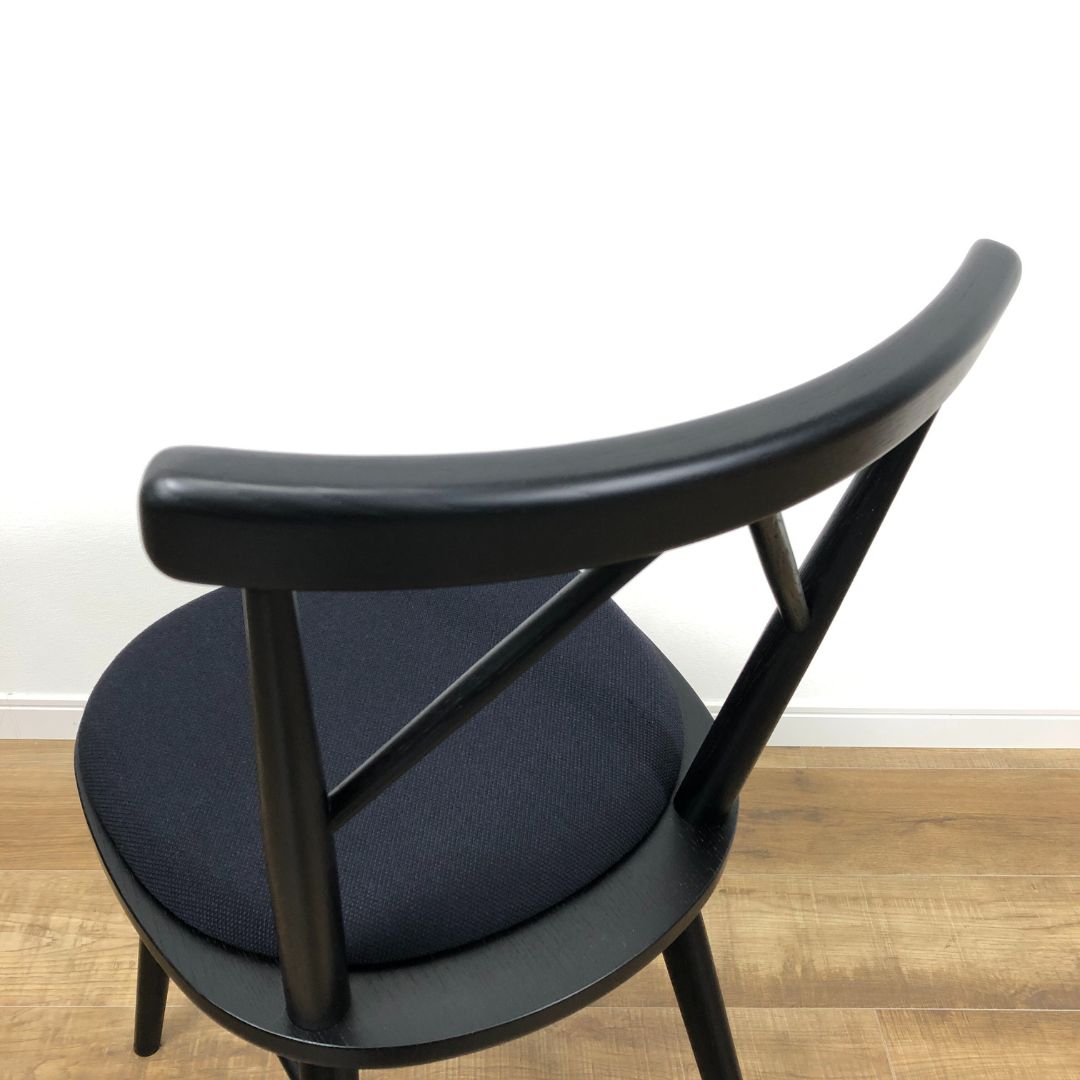 カリモク家具 omi Armless Chair Grain matte black / カリモク家具（カリモクカグ） / ダイニングチェア / AWN30383_dt_15.jpg